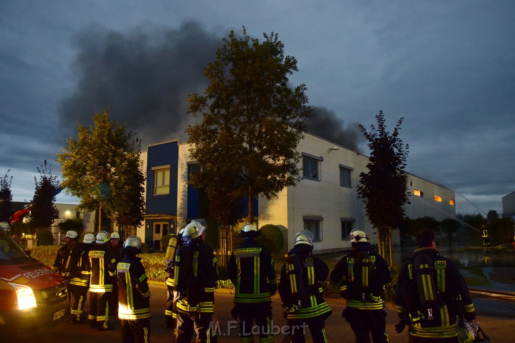 Grossbrand Halle Troisdorf Kriegsdorf Junkersring P405.JPG - Miklos Laubert
